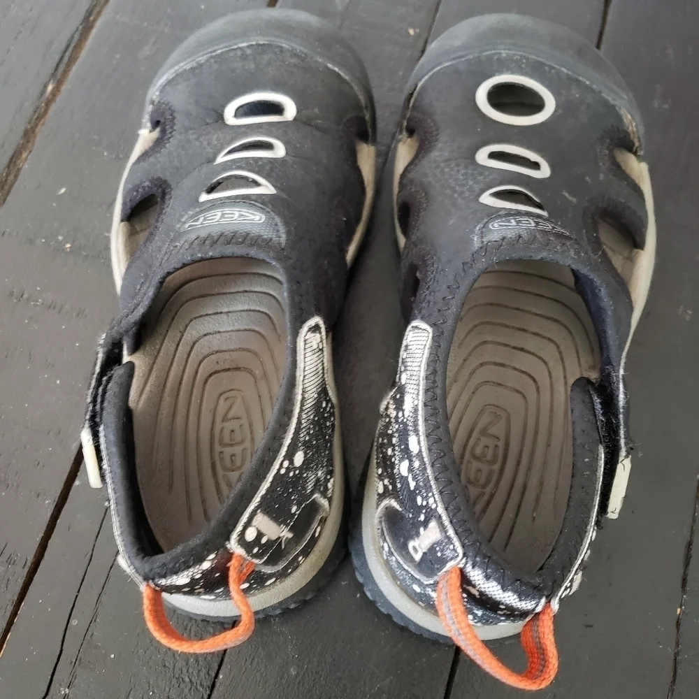 Keen brand stingray